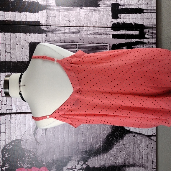 Torrid Coral Polka Dot Georgette Cami EUC - Picture 5 of 5